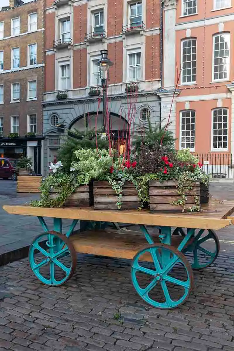 Covent Garden Street Cart At Christmas