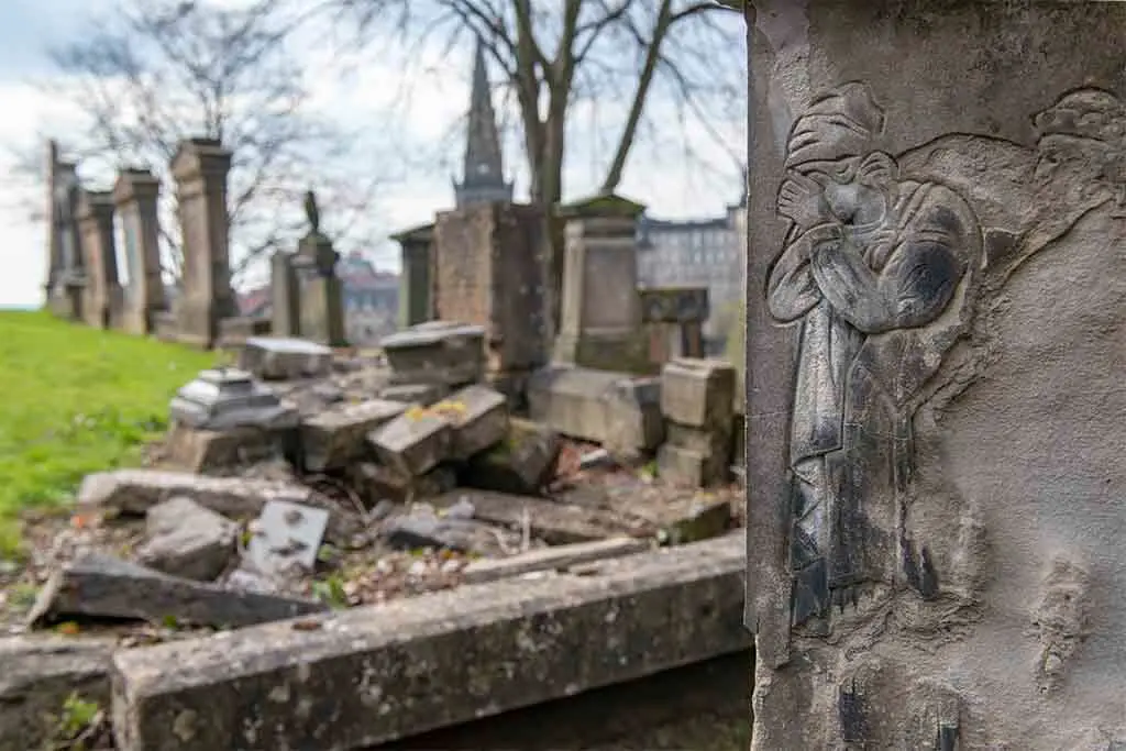 Tombstone Glasgow Necropolis