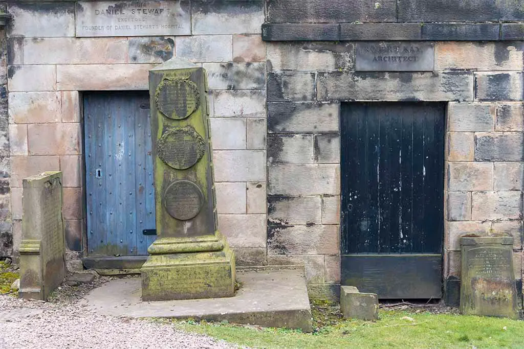 Edinburghs Historic Cemeteries