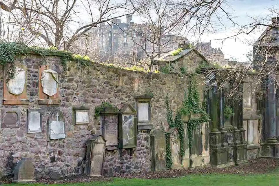 Finding Silence in Edinburghs Historic Cemeteries