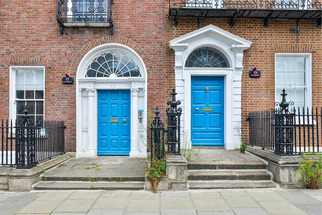 A Mindful Photo Walk of Dublins Colorful Doors